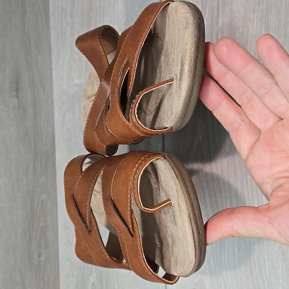 Cloudwalkers By Avenue Jackie Women's Leather Sandals Loop Toe Sz 11W - Picture 4 of 12